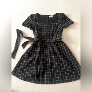 Honey and Rosie new dress was never worn.